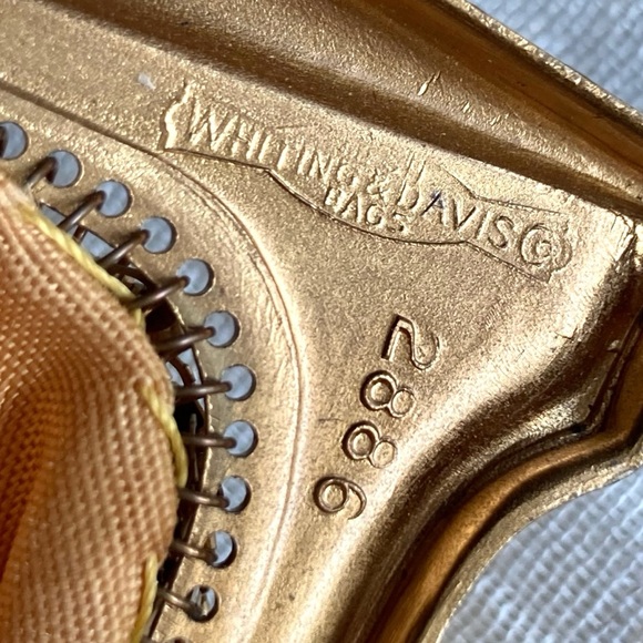 Vintage Whiting & Davis Goldtone Metal Mesh Mini Evening Bag Clutch Wristlet - Picture 10 of 17